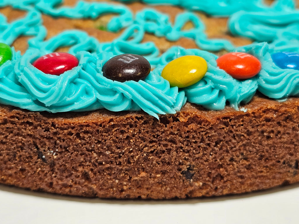 Yummee Gooey Cookie Cake 10 Inch Round (IN STORE PICK UP ONLY)